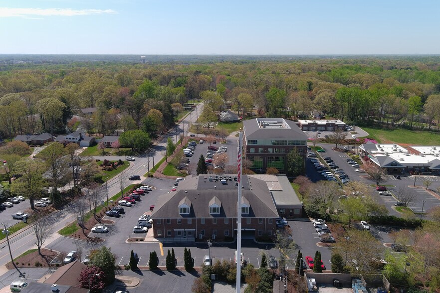 More Photos Of 603 Dolley Madison Rd, Greensboro Medical For Lease