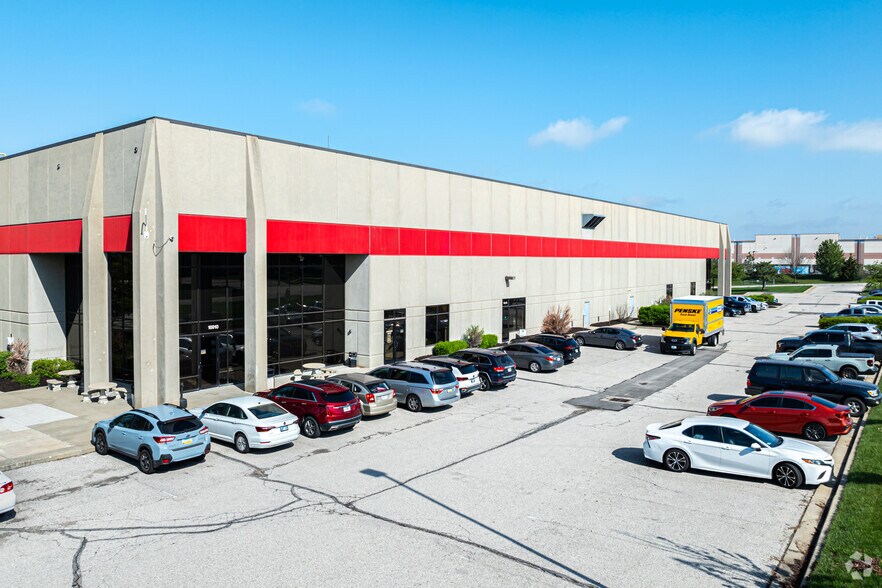 More Photos Of 16910-17000 W 116th St, Lenexa Industrial For Sale