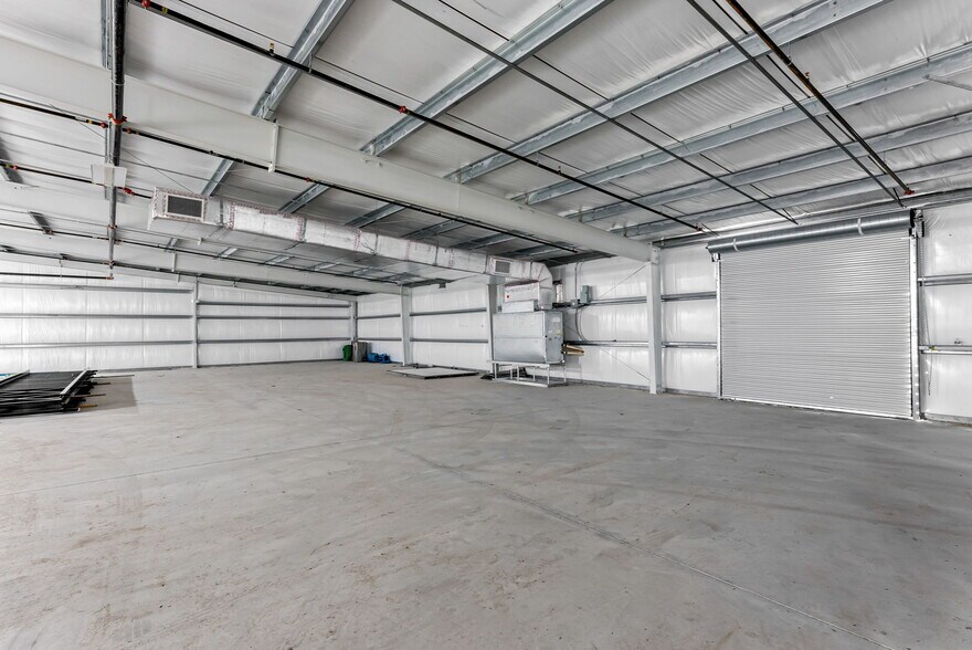 More Photos Of 10012 State Road 52, Hudson General Retail For Sale