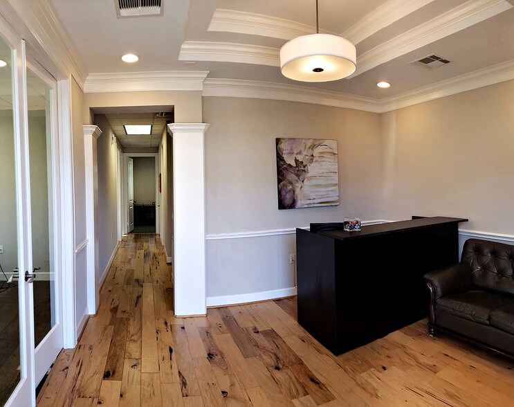 More Photos Of 2219 Sawdust Rd, The Woodlands Medical For Sale