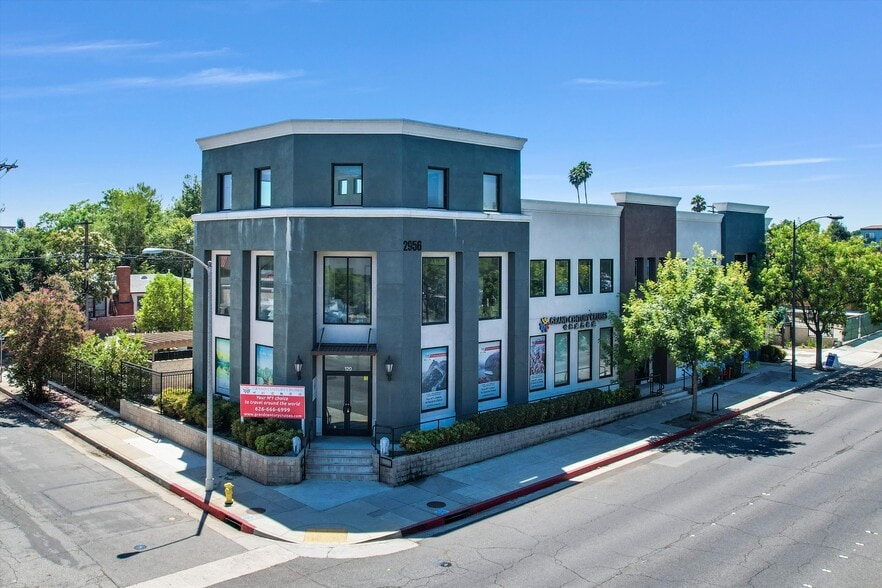 More Photos Of 2956 E Colorado Blvd, Pasadena General Retail For Lease