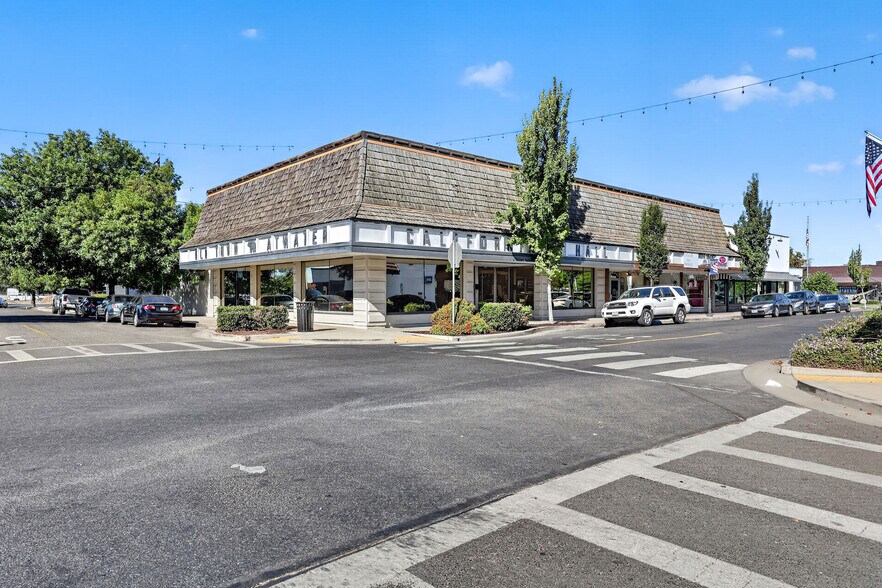 Primary Photo Of 1300-1340 Broadway Ave, Atwater Storefront For Lease