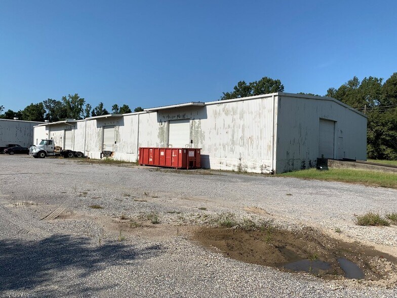 More Photos Of 218 Springfield Rd, Baton Rouge Warehouse For Sale