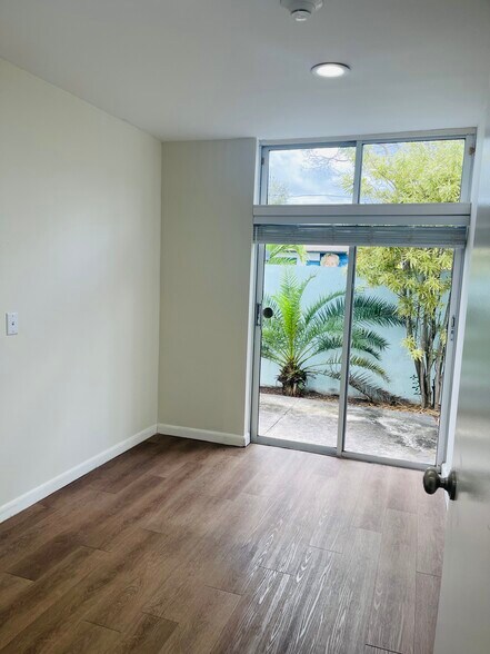 More Photos Of 201 SE 19th St, Fort Lauderdale Medical For Sale