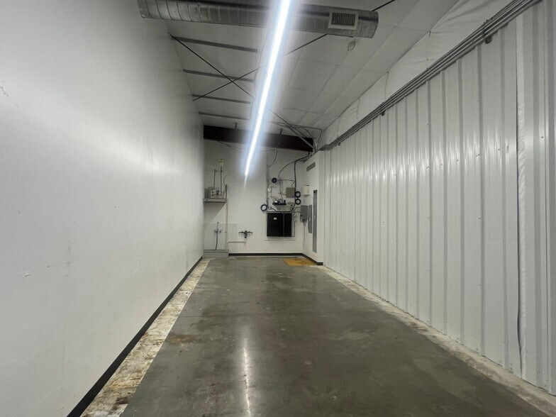 More Photos Of 6731 Highway 7 S, Topmost Freestanding For Sale