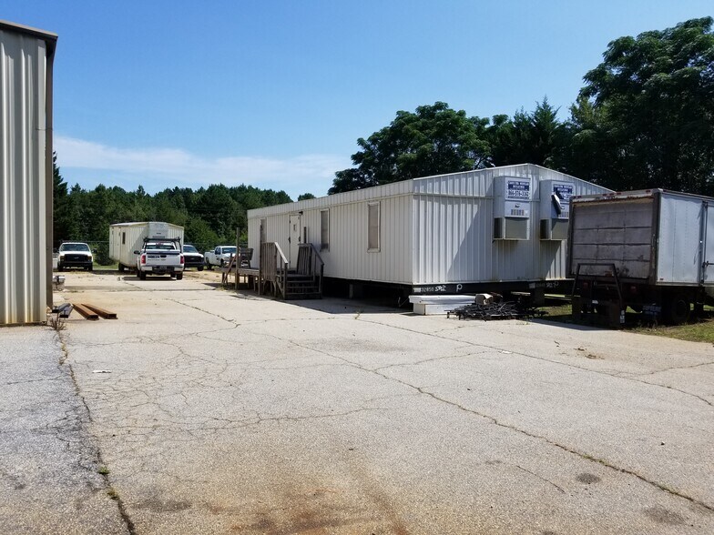 More Photos Of 673 Sandy Springs Rd, Piedmont Warehouse For Sale