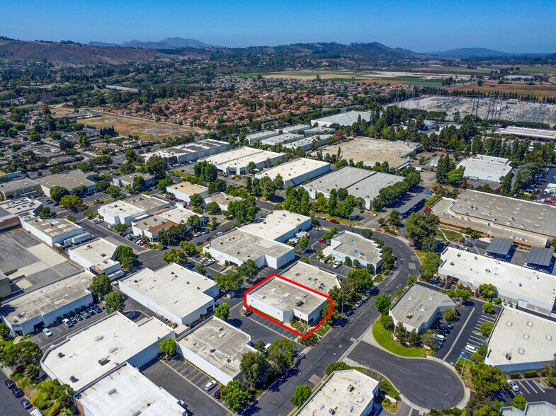 More Photos Of 11990 Hertz St, Moorpark Warehouse For Sale