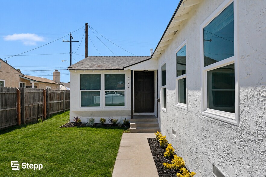 More Photos Of 4332 Andy St, Lakewood Multifamily For Sale