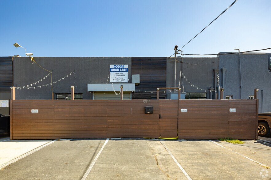 More Photos Of 5913-5915 Blackwelder St, Culver City Loft Creative Space For Lease