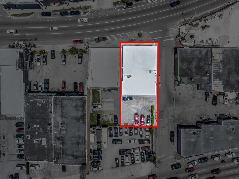 More Photos Of 1730 W Flagler St, Miami Storefront Retail Residential For Lease