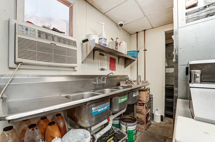 More Photos Of 13 W Main St, Spring Valley Restaurant For Sale