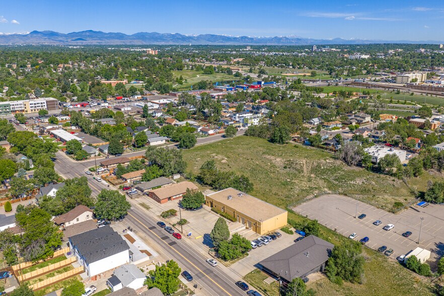 More Photos Of 2737 W 2nd Ave, Denver Warehouse For Lease