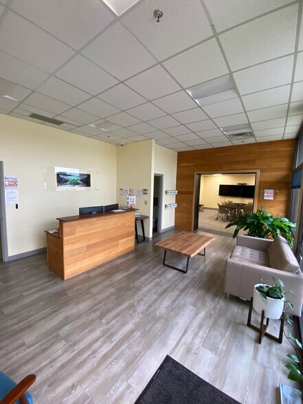 Primary Photo Of 3156 N Valley Pike, Harrisonburg Office For Lease