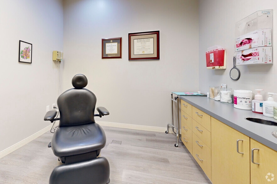 More Photos Of 905 W 124th Ave, Westminster Medical For Lease