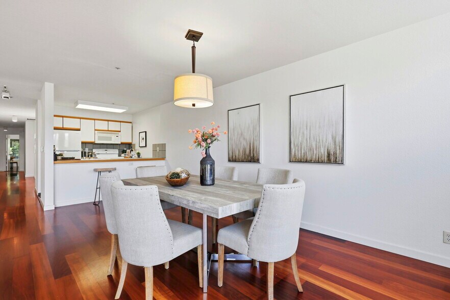 More Photos Of 1678 Wallace Ave, San Francisco Specialty For Sale