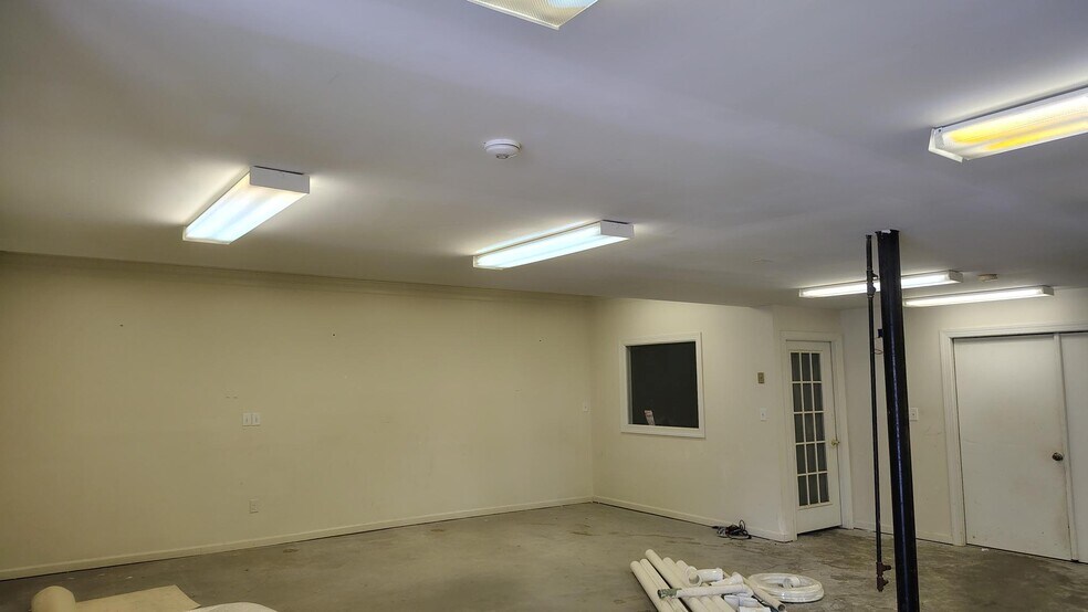 More Photos Of 1741 Bethlea Ave, Macon-Bibb Flex For Lease