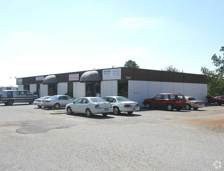 More Photos Of 2805 Earlham Pl, High Point Office For Sale