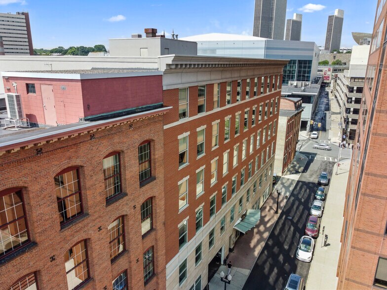 More Photos Of 40 Beaver St, Albany Office For Lease