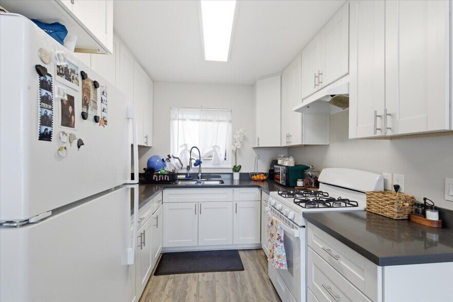 More Photos Of 882-898 W Tennyson Rd, Hayward Apartments For Sale