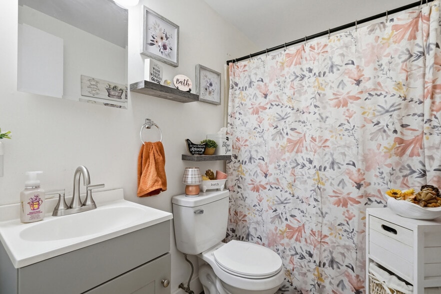 More Photos Of 3801 Hilpert St, Pittsburgh Apartments For Sale