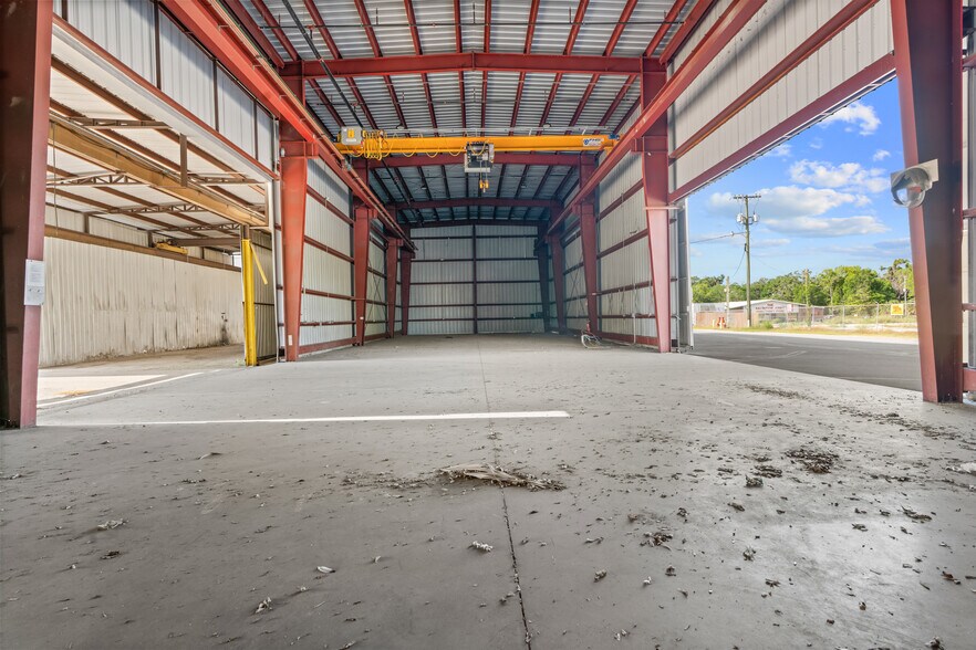 More Photos Of 1118 N Magnolia Ave, Ocala Warehouse For Sale