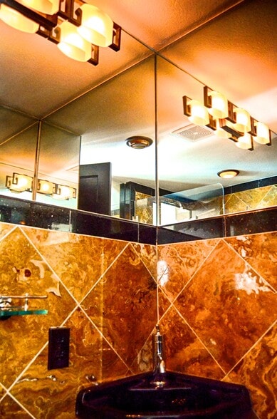 More Photos Of 126 E Main Plz, San Antonio Apartments For Sale