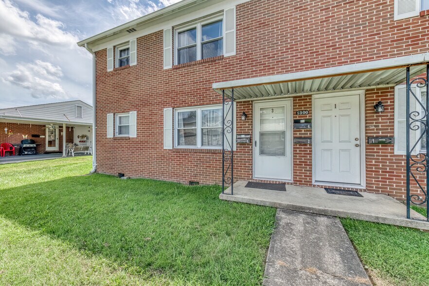 More Photos Of 1300 Holyoke St, Kingsport Apartments For Sale