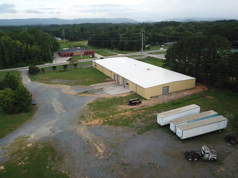 More Photos Of 519 Hill Rd, Dalton Warehouse For Lease