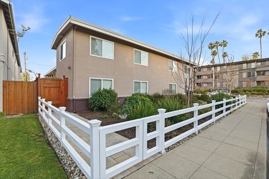 More Photos Of 470 Del Medio Ave, Mountain View Apartments For Sale