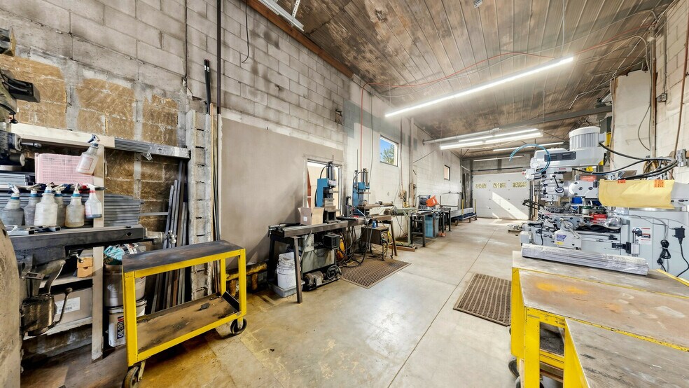 More Photos Of 116 Main St, Woodstock Industrial For Sale