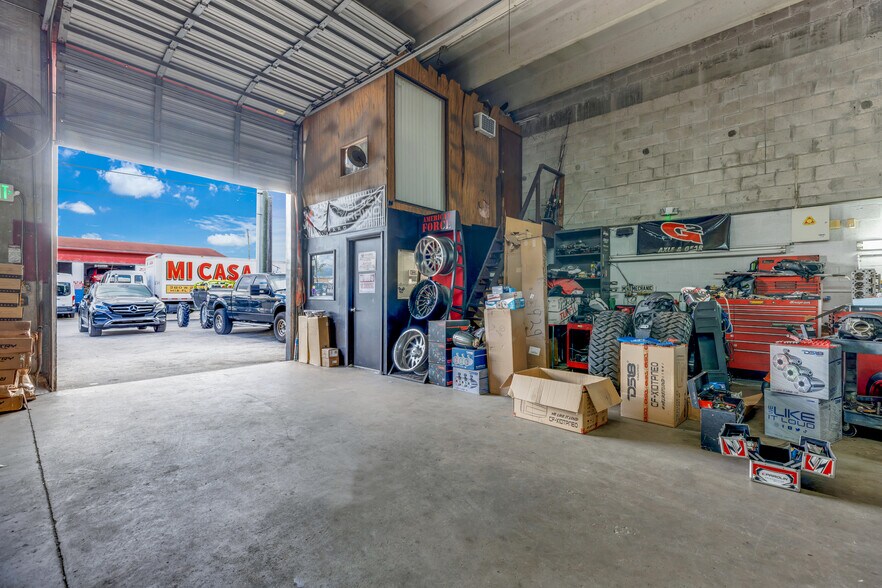 More Photos Of 2760 W 3rd Ave, Hialeah Warehouse For Sale