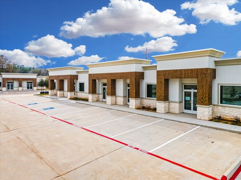 More Photos Of 14547 Lake Business Dr, Conroe Medical For Sale