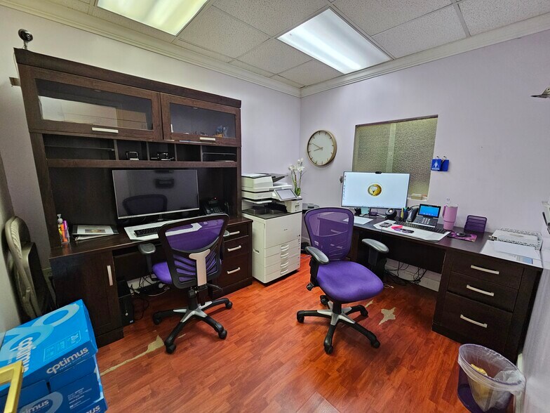 More Photos Of 12550 Biscayne Blvd, North Miami Medical For Sale