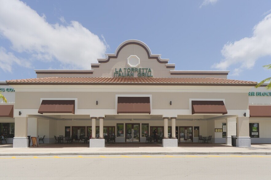 More Photos Of 294 Indian Trace Rd, Weston Unknown For Lease