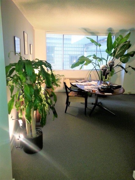 More Photos Of 1325-1327 18th St NW, Washington Apartments For Sale