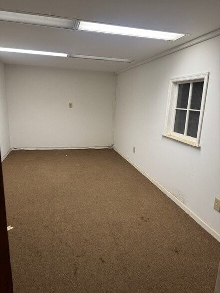 More Photos Of 2727 Phillips Dr, Albany Industrial For Sale