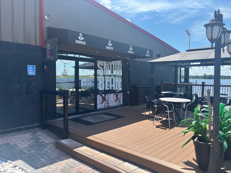 More Photos Of 5300 E Colonial Dr, Orlando Restaurant For Sale