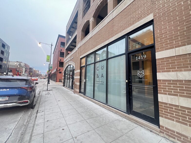 More Photos Of 1419 W Belmont Ave, Chicago Storefront Retail Residential For Sale