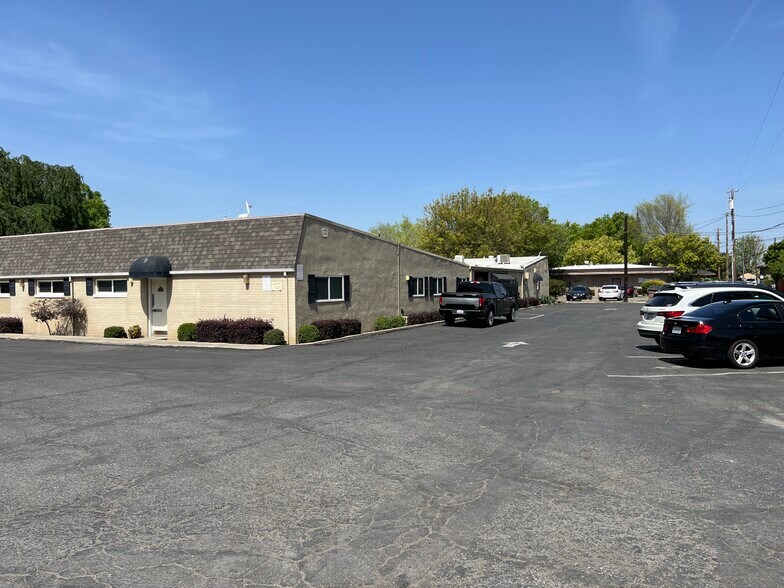 More Photos Of 142 N Grant Ave, Manteca Medical For Lease