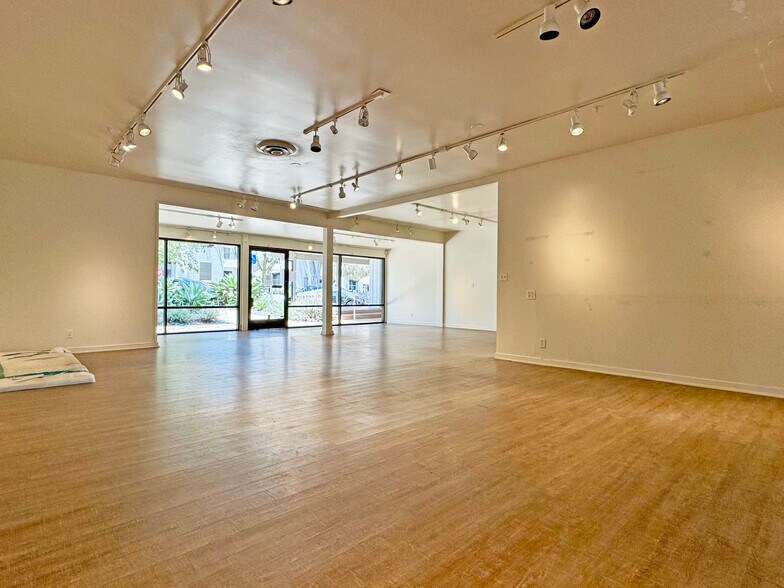 More Photos Of 1253 Coast Village Rd, Montecito Freestanding For Lease