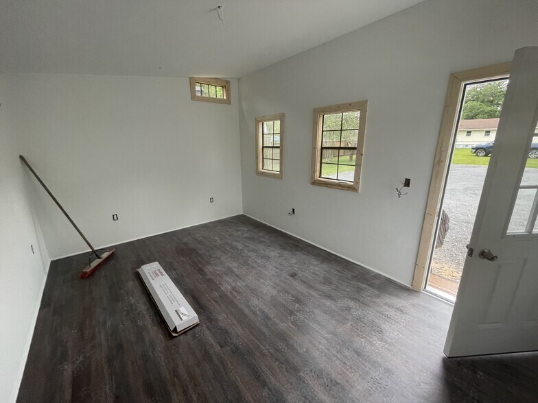 More Photos Of 2094 S Live Oak Dr, Moncks Corner Loft Creative Space For Lease