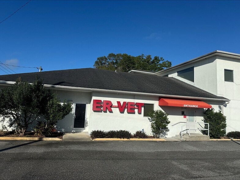 More Photos Of 7313 Lake Underhill Rd, Orlando Freestanding For Sale