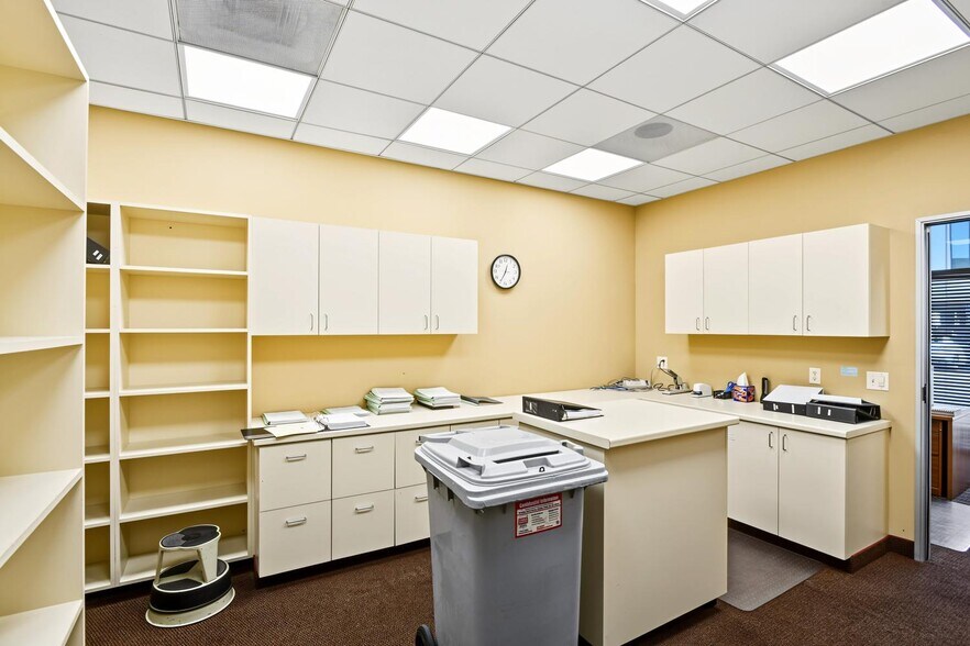 More Photos Of 550 Price Ave, Redwood City Office For Sale