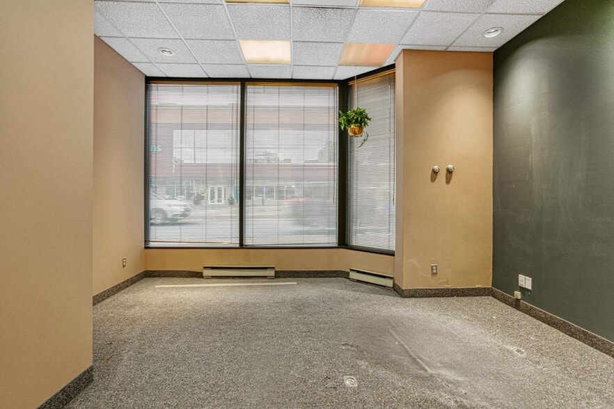 More Photos Of 2 Lisgar St, Sudbury Office For Sale