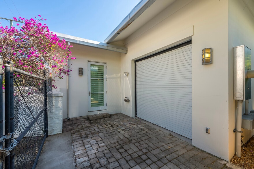 More Photos Of 315 9th St, West Palm Beach Office Residential For Sale