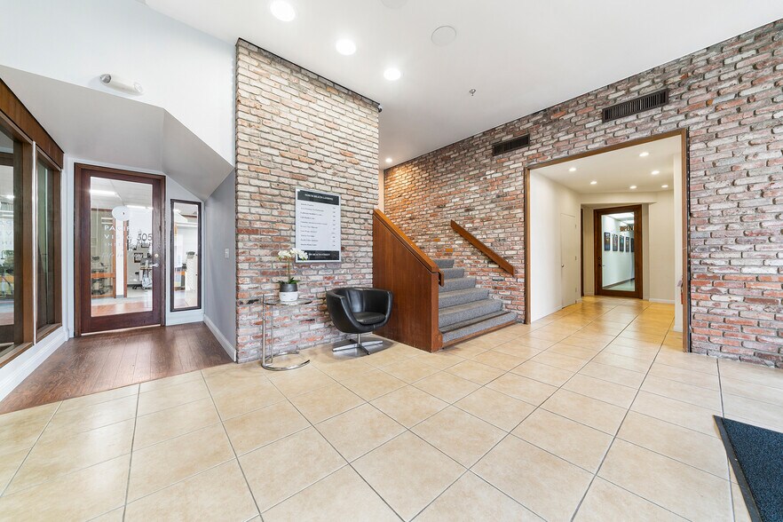 More Photos Of 505 Beach St, San Francisco Office For Lease