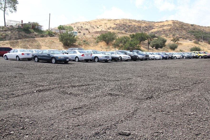 More Photos Of 29753-29757 Bouquet Canyon Rd, Santa Clarita Auto Dealership For Lease