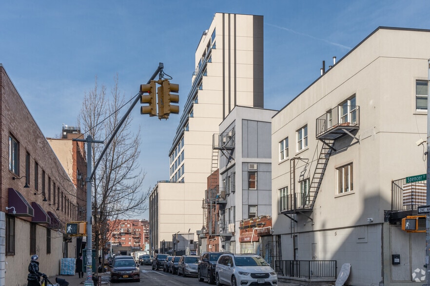 More Photos Of 31 Spencer St, Brooklyn Office For Sale