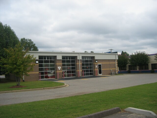 More Photos Of 6735 E Shelby Dr, Memphis Bank For Lease