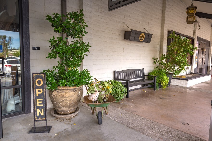 More Photos Of 28888-28914 Roadside Dr, Agoura Hills Unknown For Lease